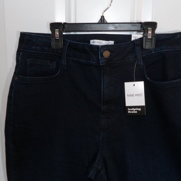 Share Nine West Curvy Bootcut High Rise Dark Wash Sculpting Stretch Jeans Size 1 - Picture 4 of 6